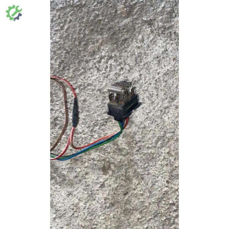 Opel Astra Kalorifer çıkma parça