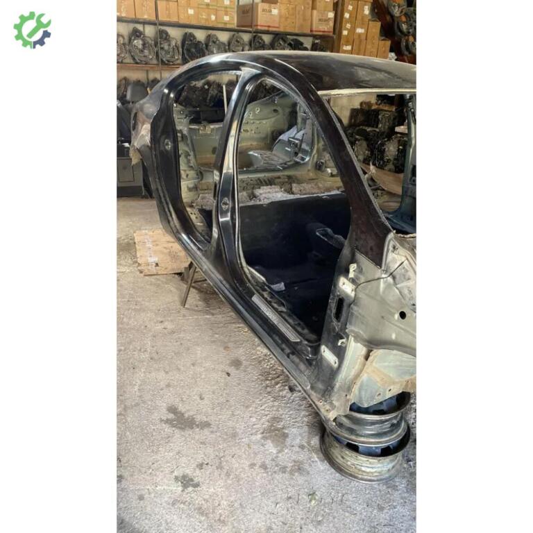 Opel Insignia Marşpiyel Sacı çıkma parça
