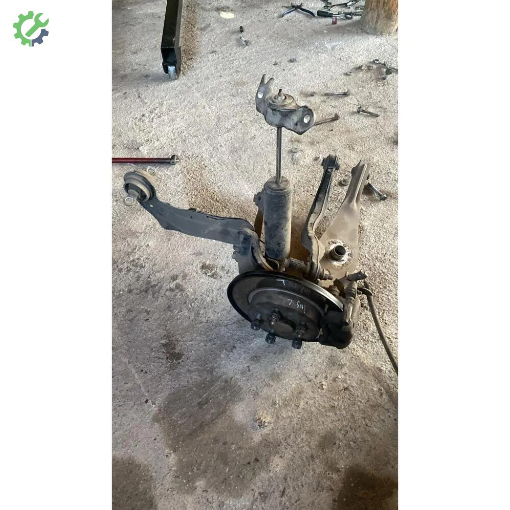 Opel Insignia Taşıyıcı çıkma parça