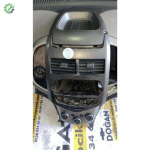 Chevrolet Yeni Aveo T300 Çıkma Orijinal Göğüs Üst Cebi GM