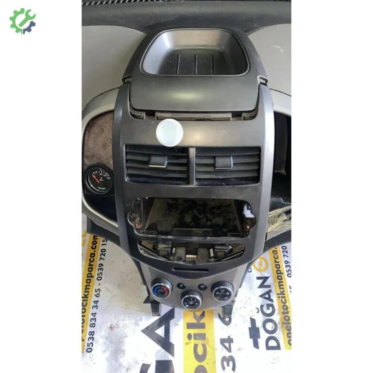 Chevrolet Aveo Teyp Çerçevesi çıkma parça