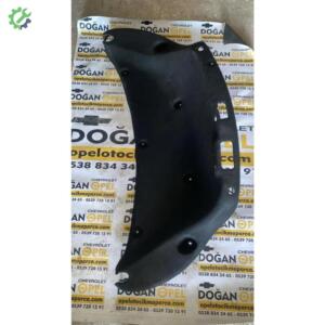 Opel Insignia Çıkma Bagaj Kapak Kaplaması GM
