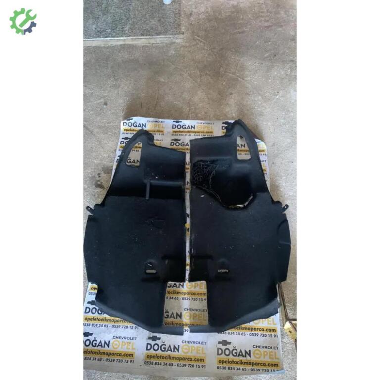 Opel Insignia Yan Duvar çıkma parça