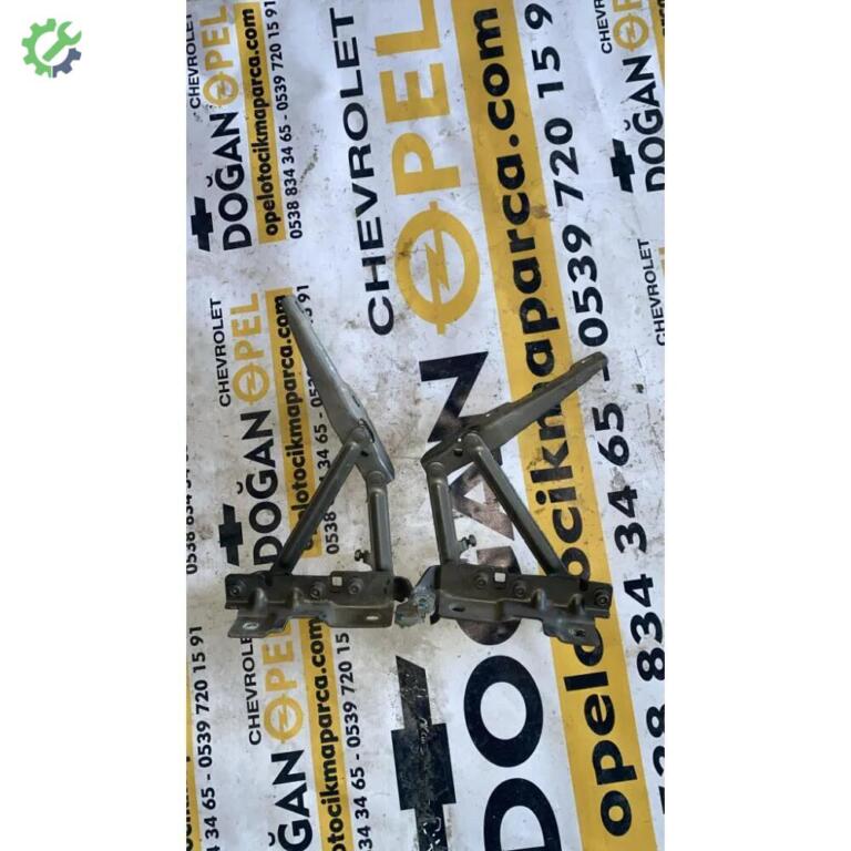 Opel Insignia Kaput Menteşesi çıkma parça