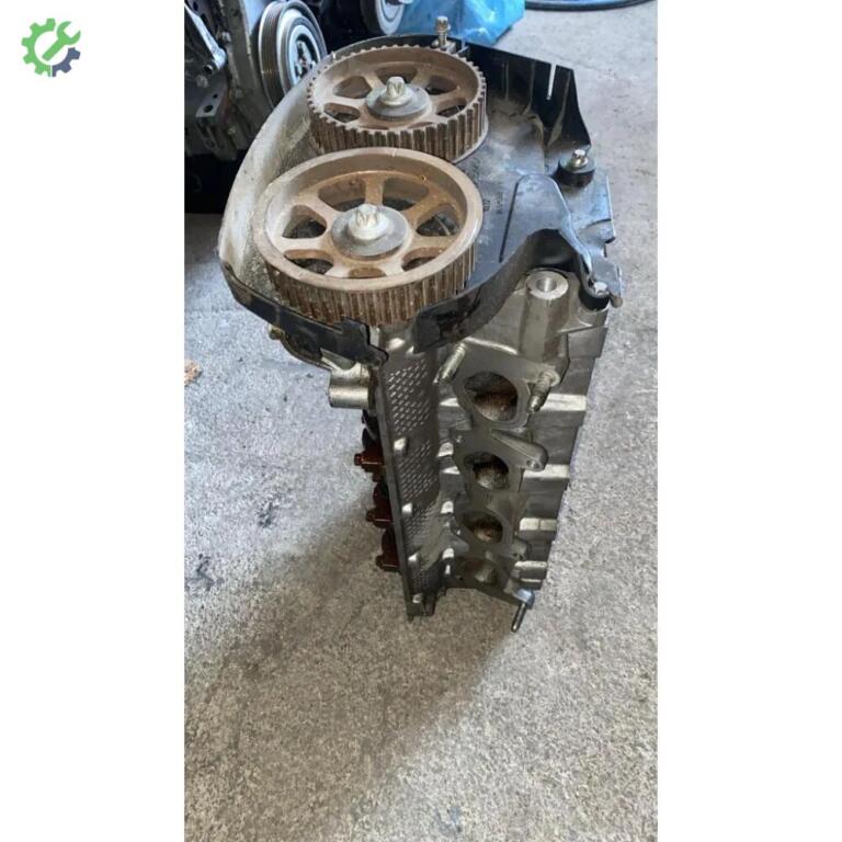 Opel Insignia Silindir Kapak çıkma parça