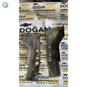 Opel İnsignia Astra J V kayış Koruma bakaliti Deflektör GM 13280107