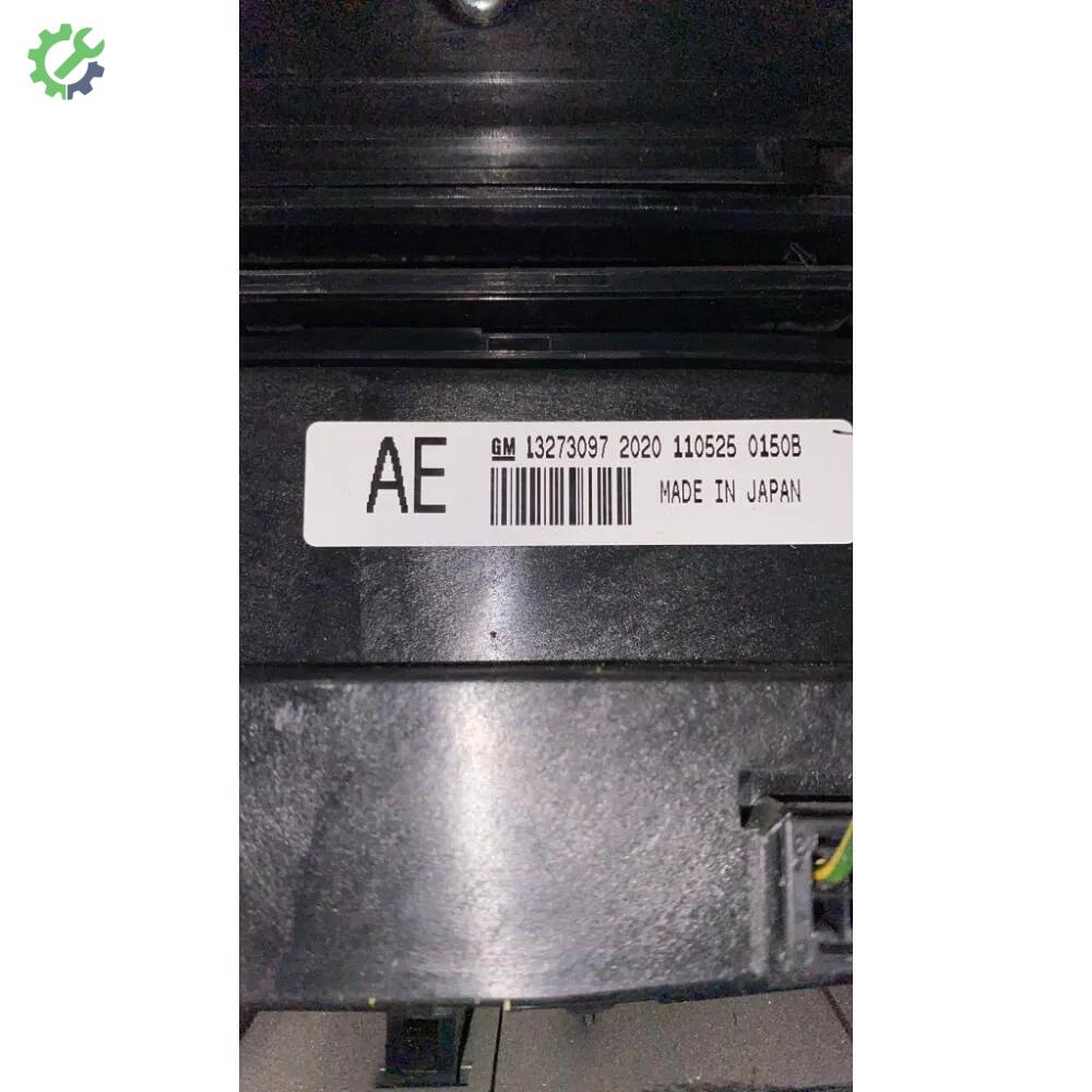 Opel Insignia Kontrol Paneli 13273097 çıkma parça