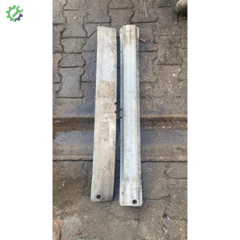 Opel Corsa Tampon Demiri çıkma parça