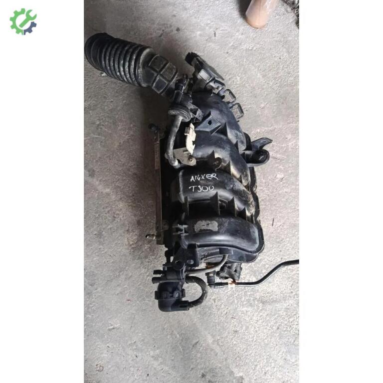 Opel Corsa Emme Manifoldu çıkma parça