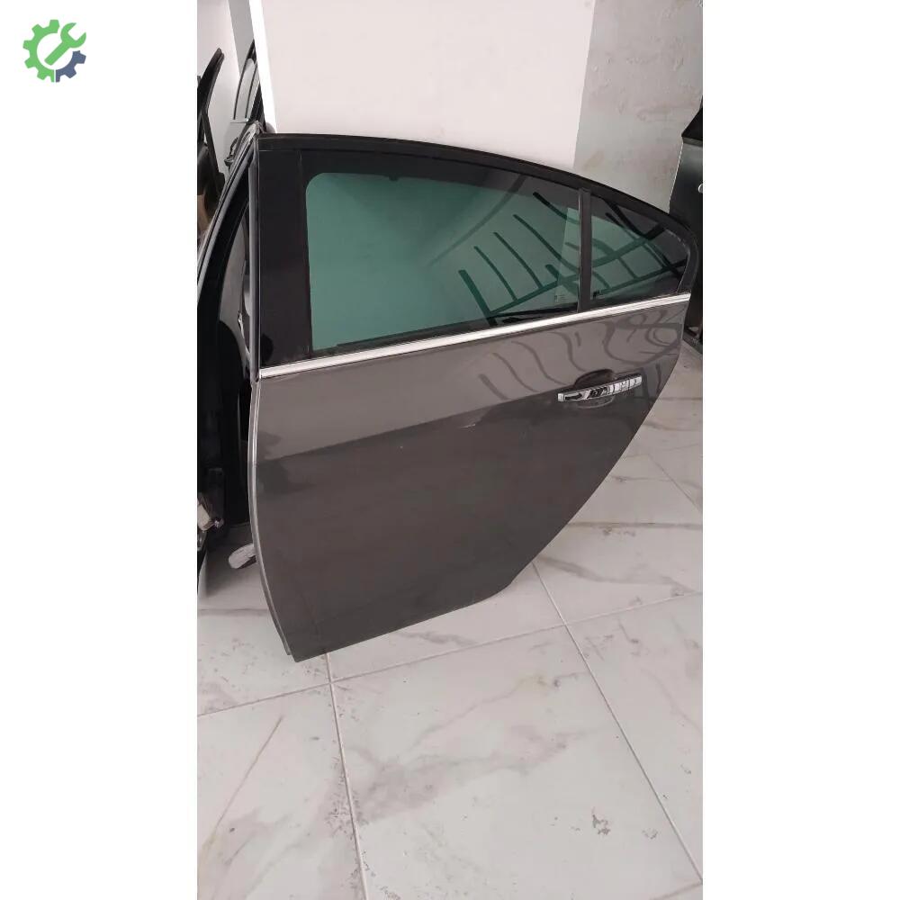 Opel Insignia çıkma parça