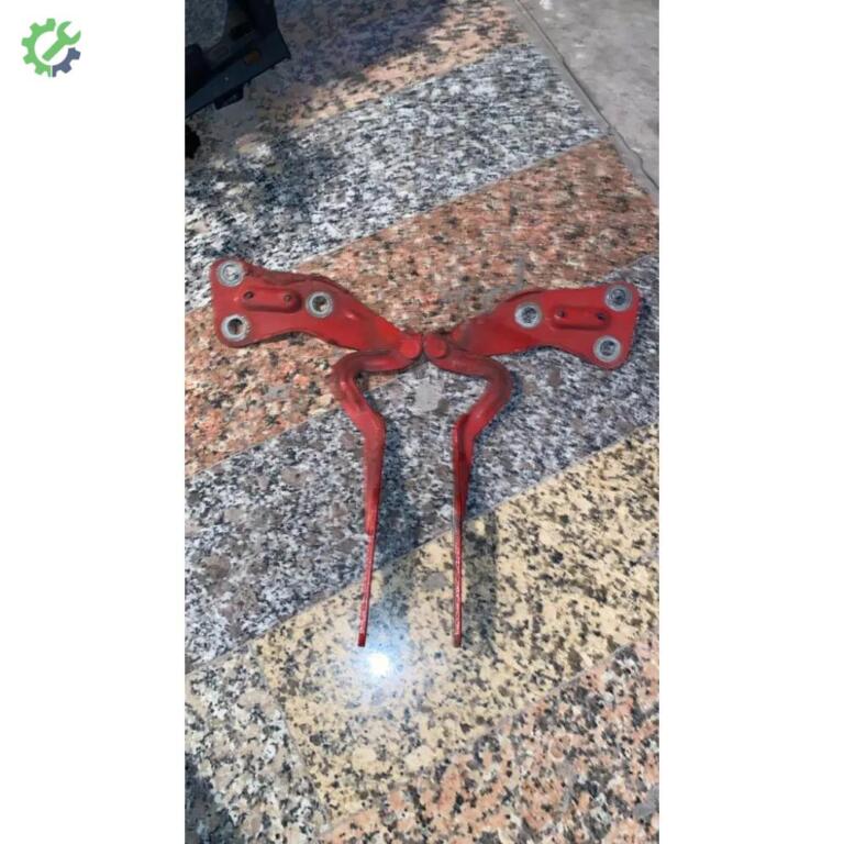 Opel Astra Kaput Menteşesi çıkma parça