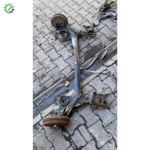 Opel Corsa D Arka Dingil Travers Hatasız Çıkma