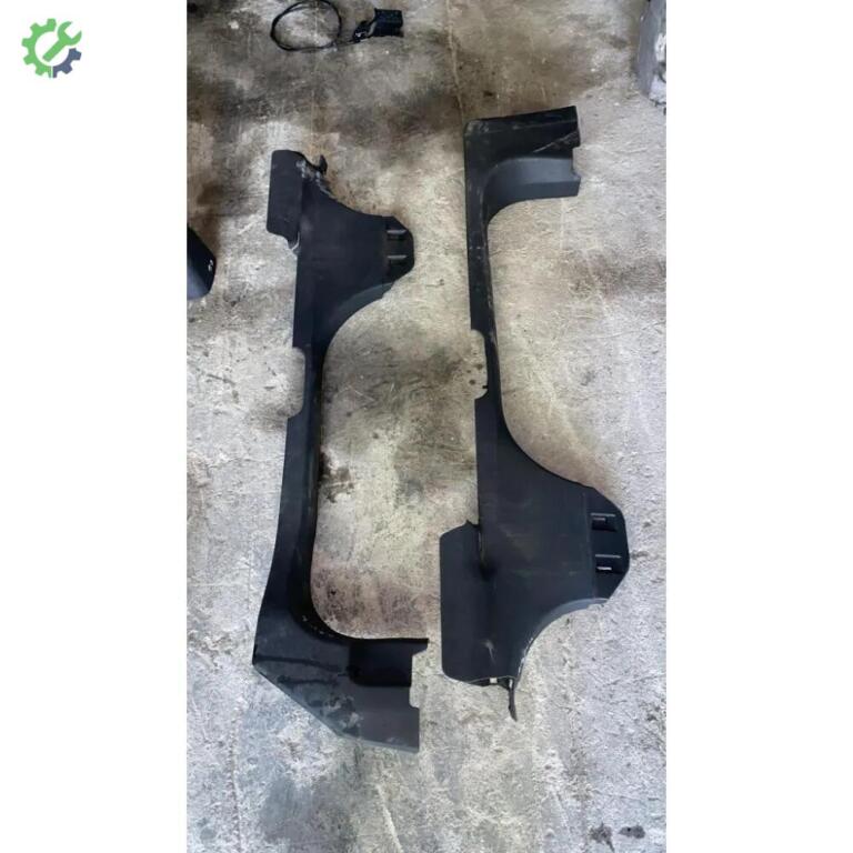 Opel Corsa Marşpiyel Kaplaması çıkma parça