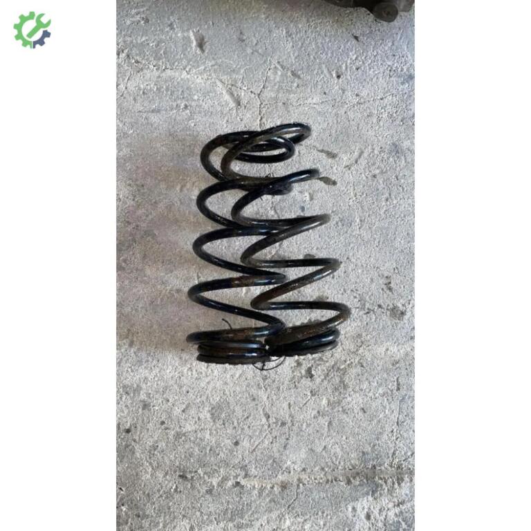 Opel Corsa Helezon Yay çıkma parça