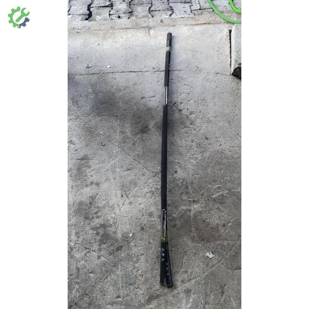 Opel Corsa Tavan çıkma parça