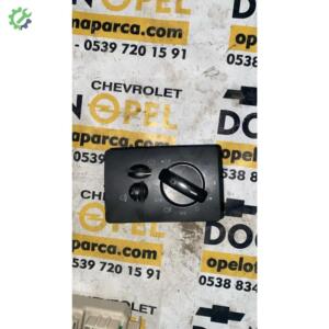 Ford Focus C Max Far Anahtarı Ghia 4MT13A024CA