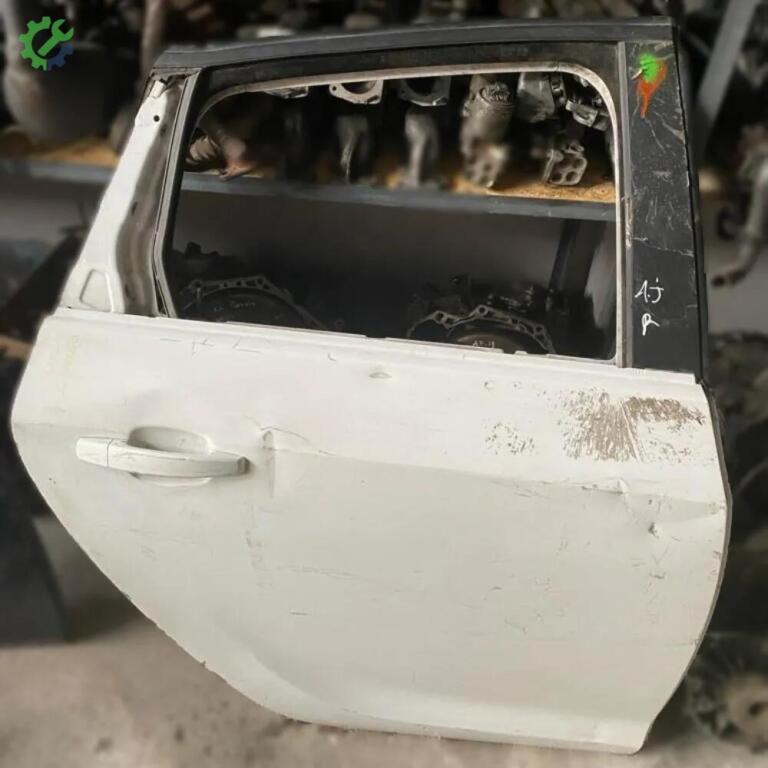 Opel Astra Sağ Arka Kapı çıkma parça