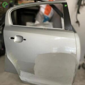Opel Corsa D Çıkma Sağ Arka Kapı Gri Renk
