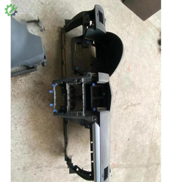 Opel Astra Torpido çıkma parça