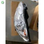 Opel Corsa Ön Far çıkma parça - DOĞAN OTOÇIKMA Kayseri