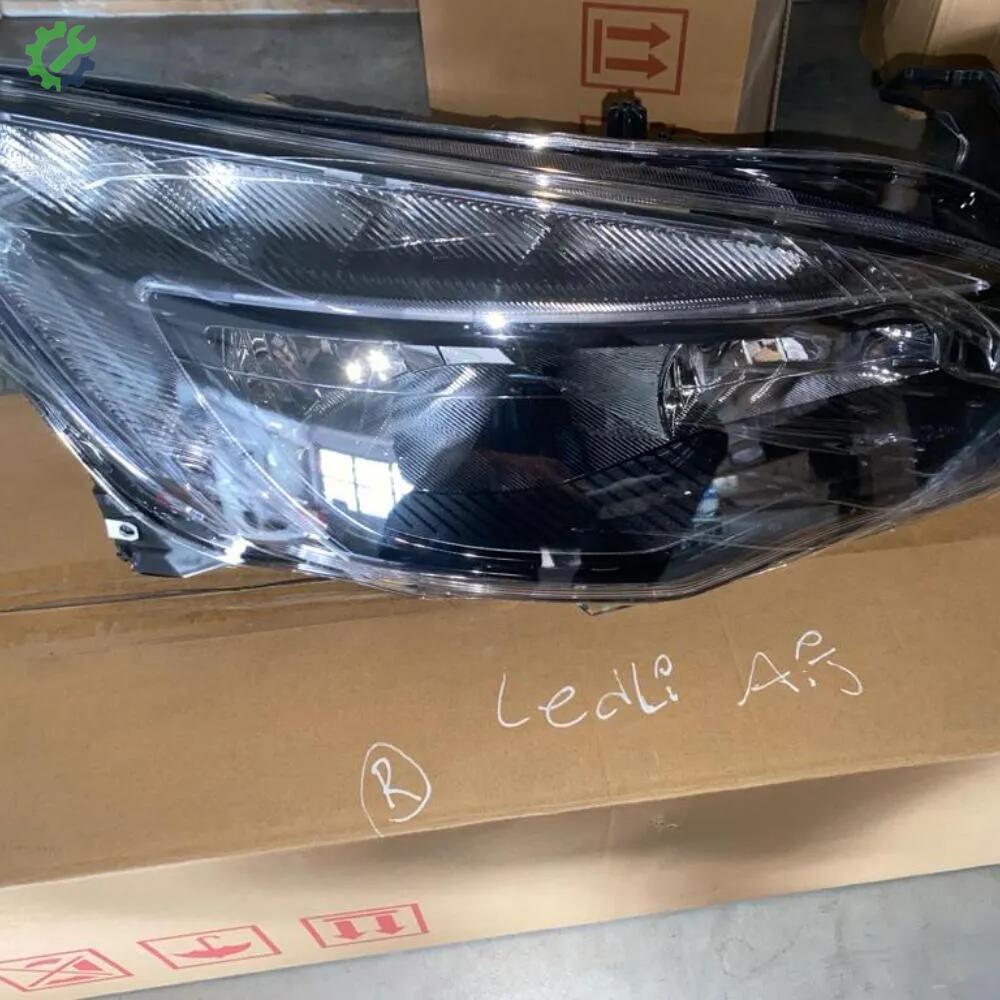 Opel Astra Ön Far çıkma parça