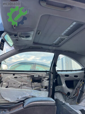 Mercedes-Benz C Serisi Sunroof çıkma parça
