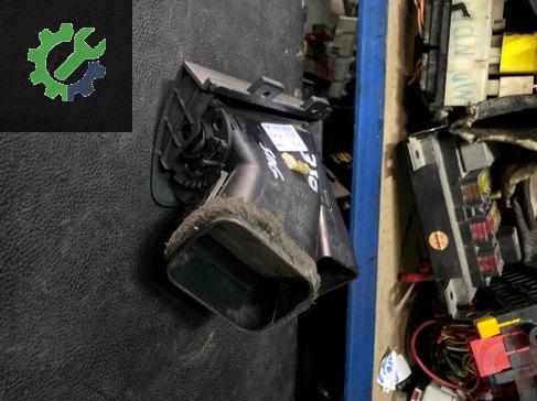 BMW 3 Serisi Havalandırma Izgaraları çıkma parça