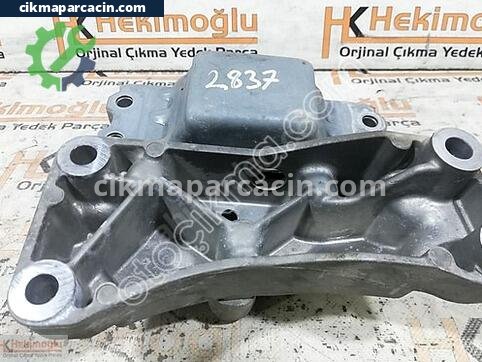 BMW 5 Serisi Şanzıman Kulağı çıkma parça