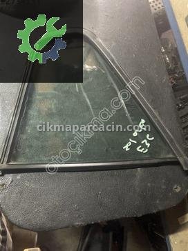 BMW 3 Serisi Bagaj Cami çıkma parça