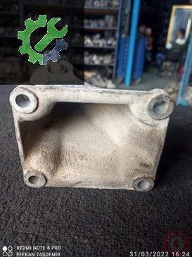 BMW 5 Serisi Motor Braketi 1 135 948 çıkma parça