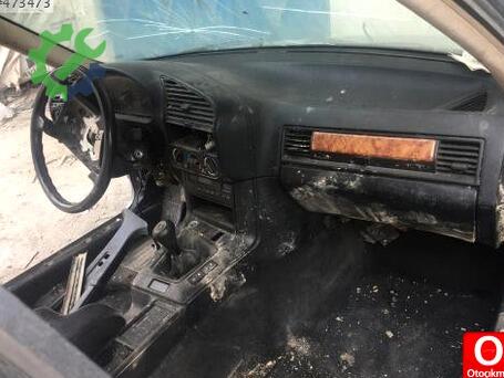 BMW 3 Serisi Göğüs çıkma parça