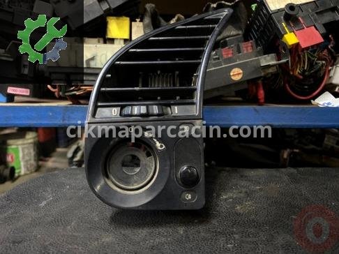 BMW 3 Serisi Havalandırma Izgaraları çıkma parça