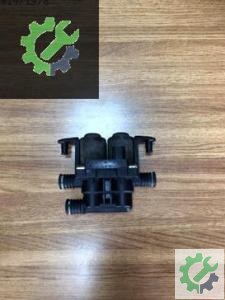 BMW E39 ÇIKMA KALORİFER MUSLUĞU 8374995 1147412137