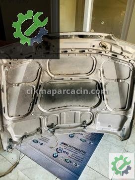 BMW 3 Serisi Kaput 41618238592 çıkma parça