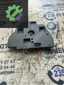 BMW E39 ÇIKMA SOL ARKA STOP LAMBA YUVASI 8363565