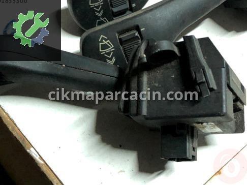 BMW X5 Silecek Kolu 8363664M çıkma parça