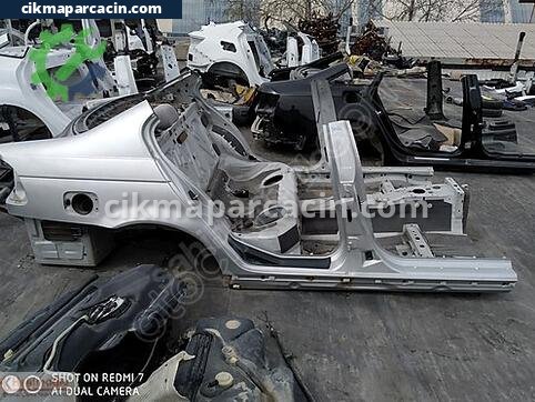 BMW 3 Serisi Marşpiyel çıkma parça