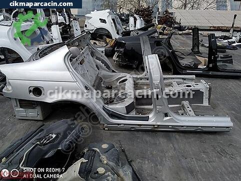 BMW 3 Serisi Marşpiyel çıkma parça