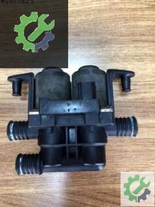 BMW E53 ÇIKMA KALORİFER MUSLUĞU 8374995 1147412137