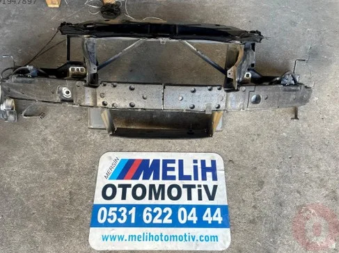 BMW 5 Serisi Ön Panel 7033696 çıkma parça