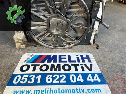 BMW 5 Serisi Radyatör Seti 17107519205 çıkma parça