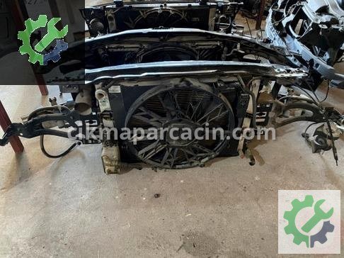 BMW 5 Serisi Turbo Radyatörü çıkma parça