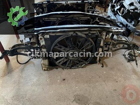 BMW 5 Serisi Turbo Radyatörü çıkma parça