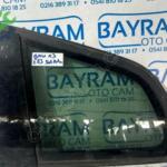 BMW X3 Sol Arka Kelebek Camı Çıkma