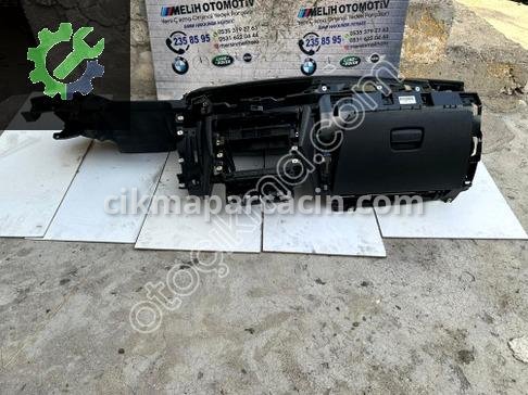 BMW X1 Komple Torpido çıkma parça