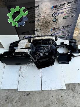 BMW X1 Komple Torpido çıkma parça