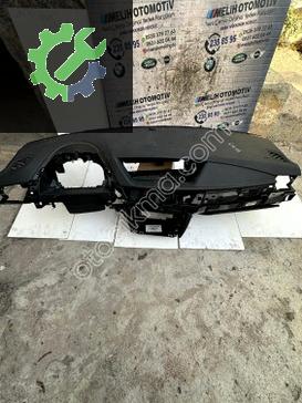 BMW X1 Komple Torpido çıkma parça