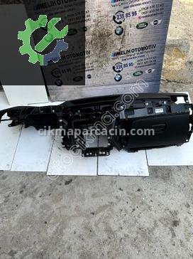 BMW X1 Komple Torpido çıkma parça