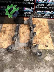 BMW E87 ÇIKMA ARKA TRAVERS 6783713