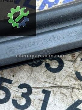 BMW 3 Serisi Kapı Lastiği 7134101 çıkma parça